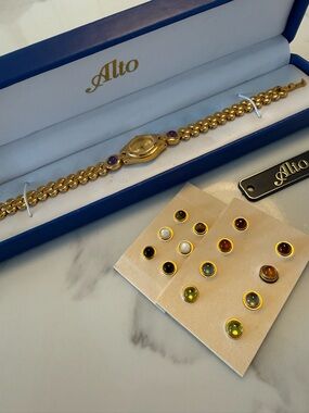Vintage Women’s Alto Watch w/changeable Stones